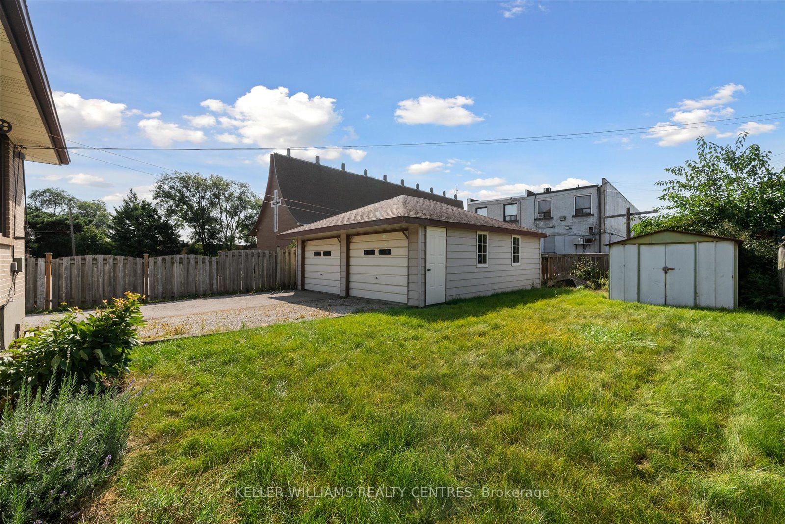 18 Batawa Cres