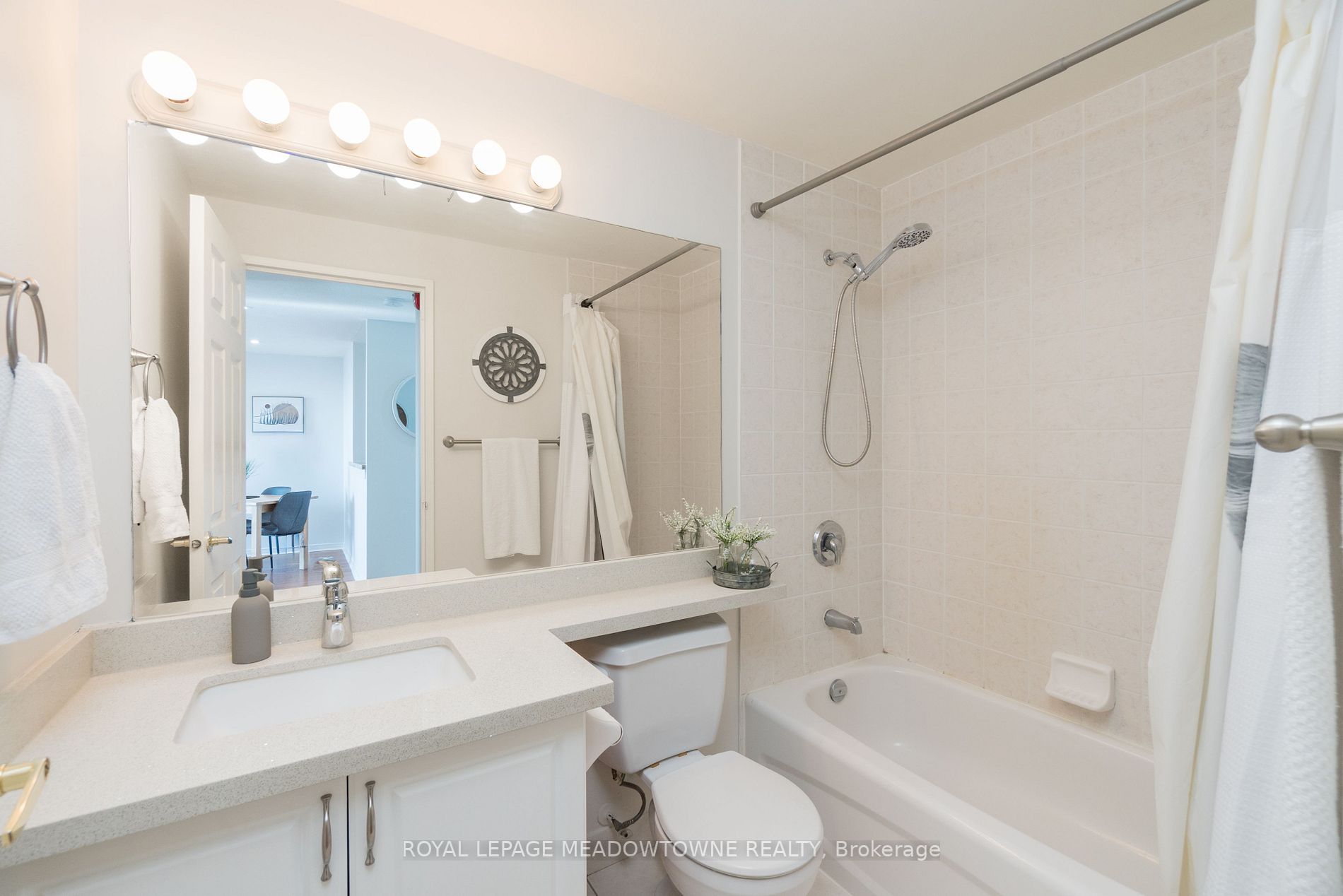 6720 Glen Erin Dr, #610