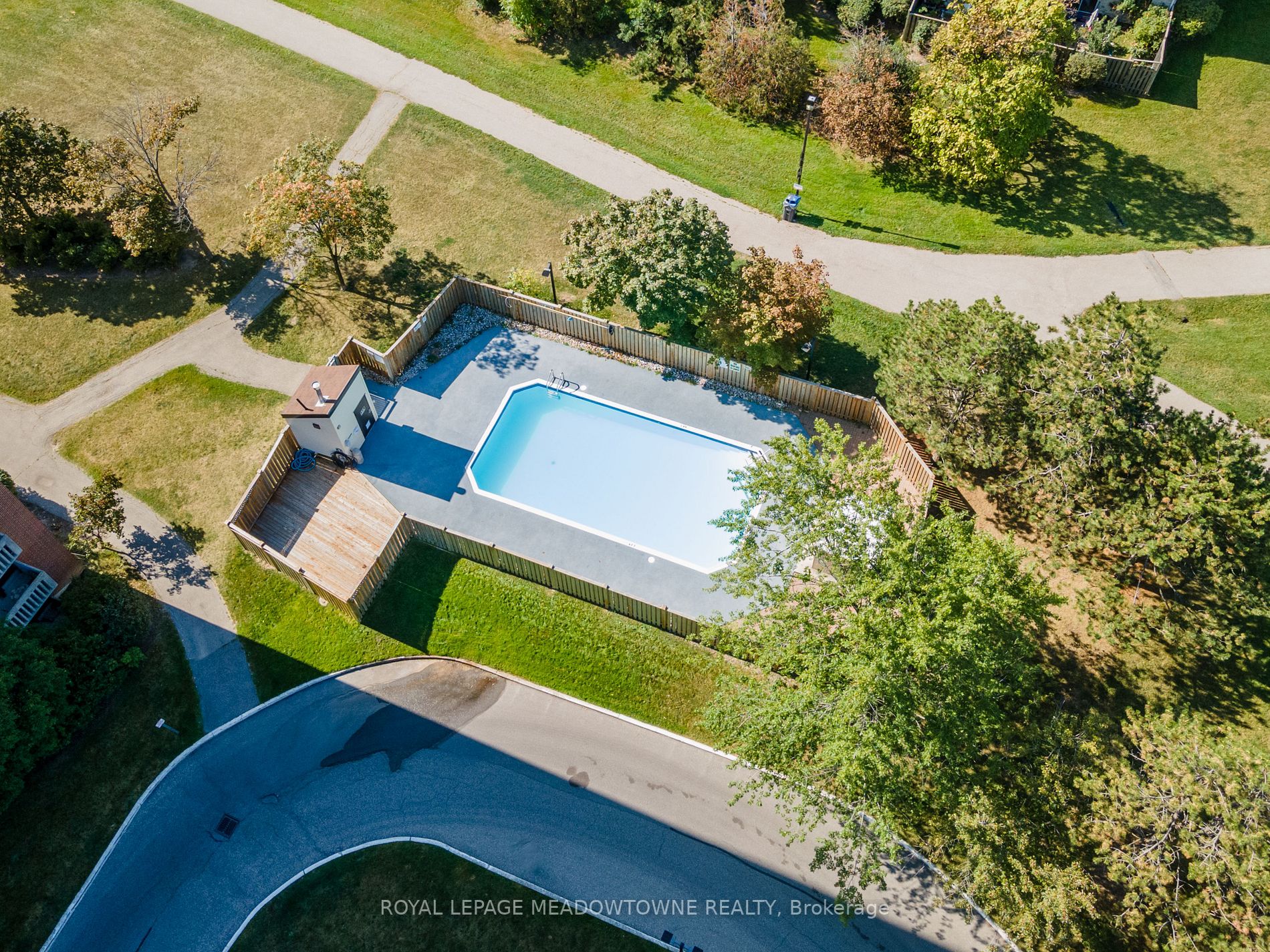 6720 Glen Erin Dr, #610