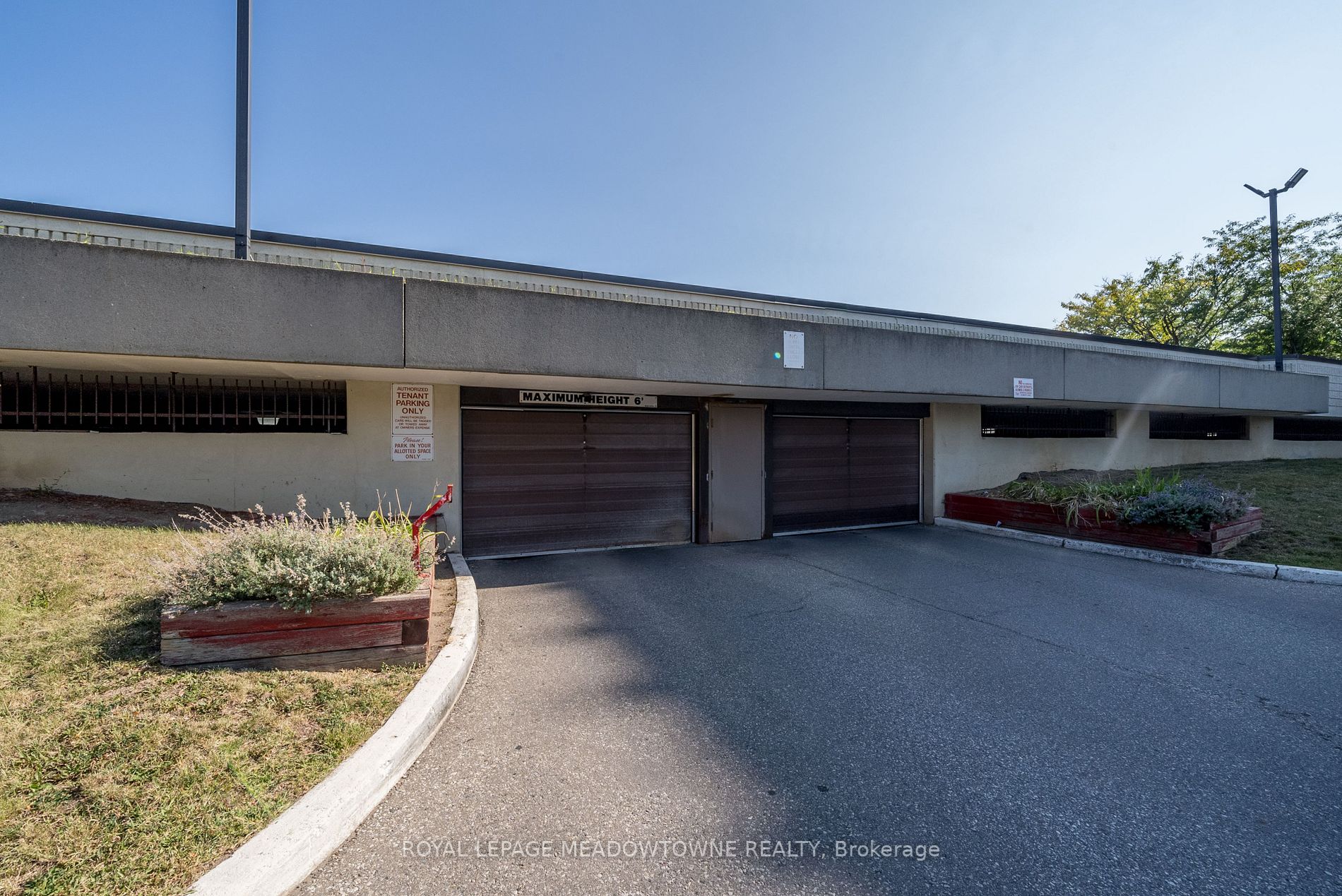 6720 Glen Erin Dr, #610