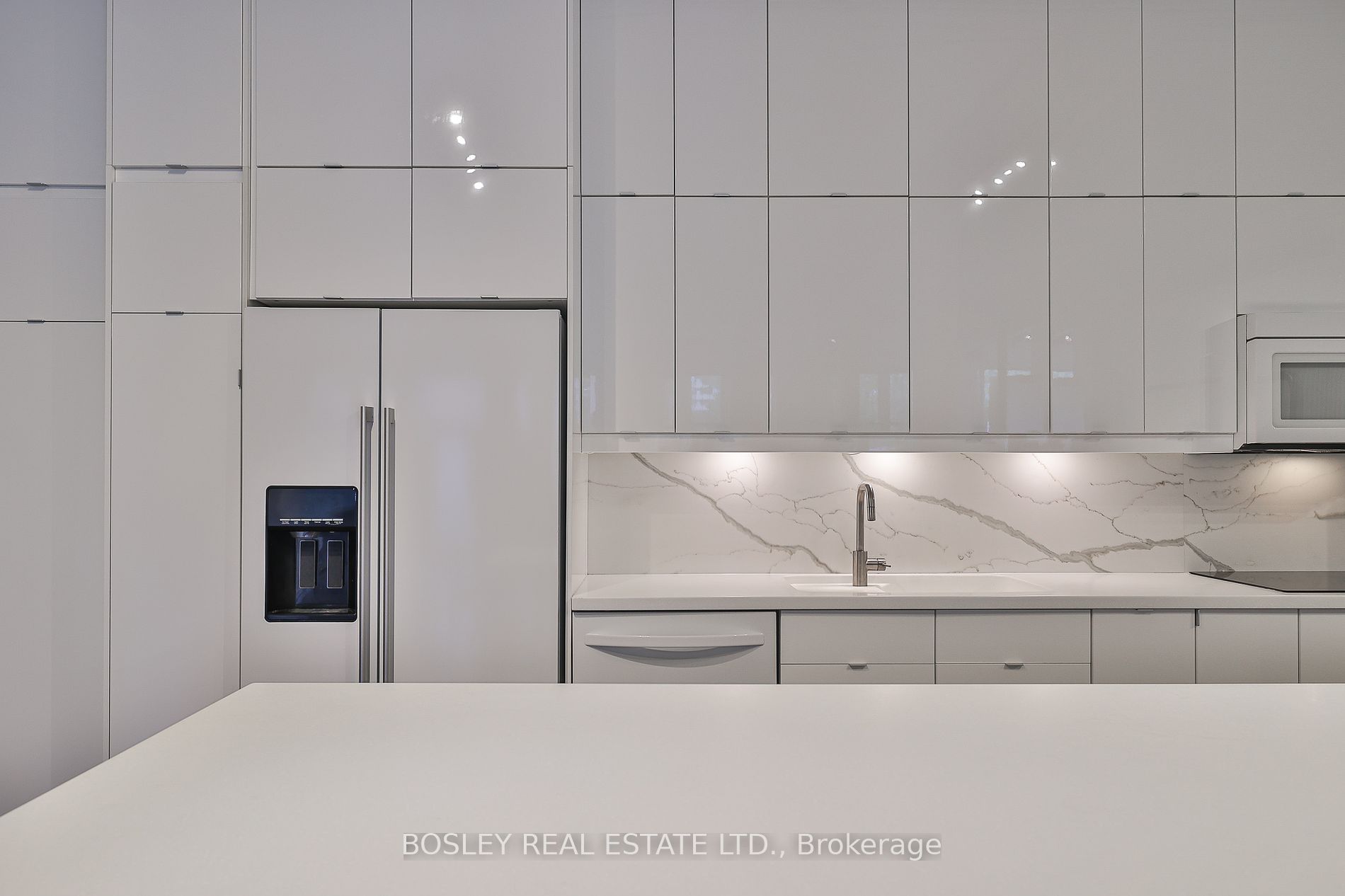 26 Noble St, #2 & 3