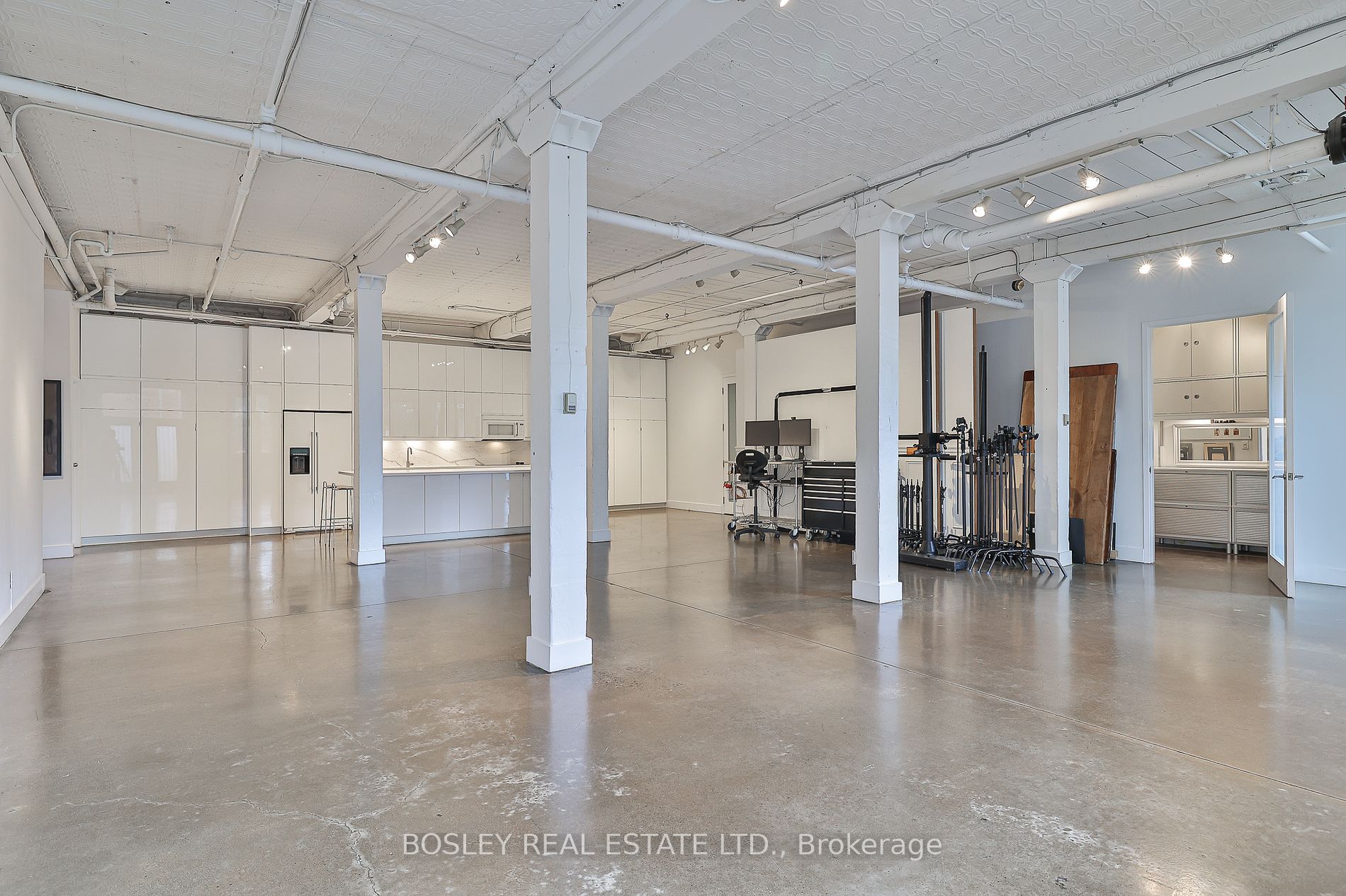 26 Noble St, #2 & 3