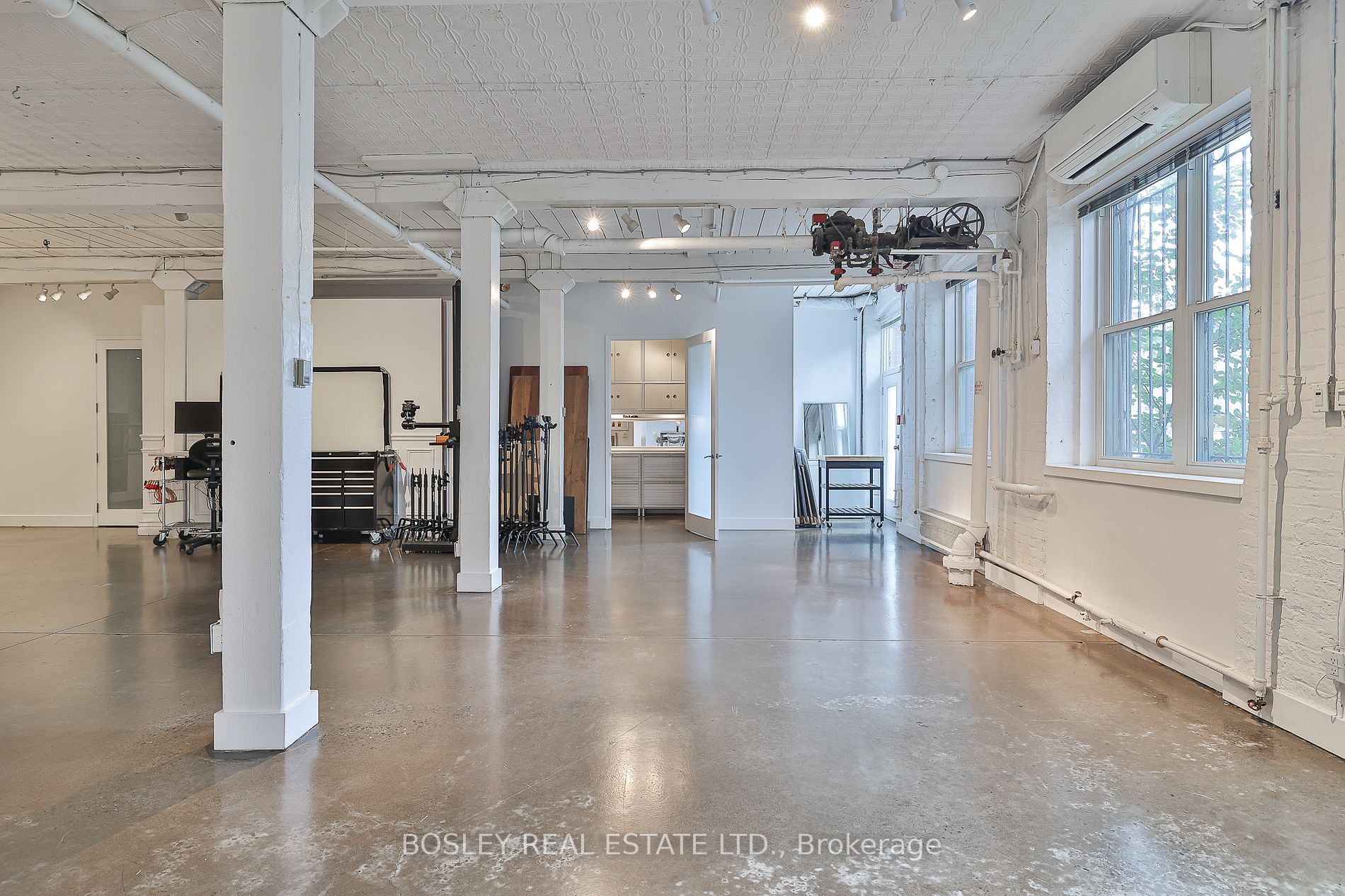 26 Noble St, #2 & 3
