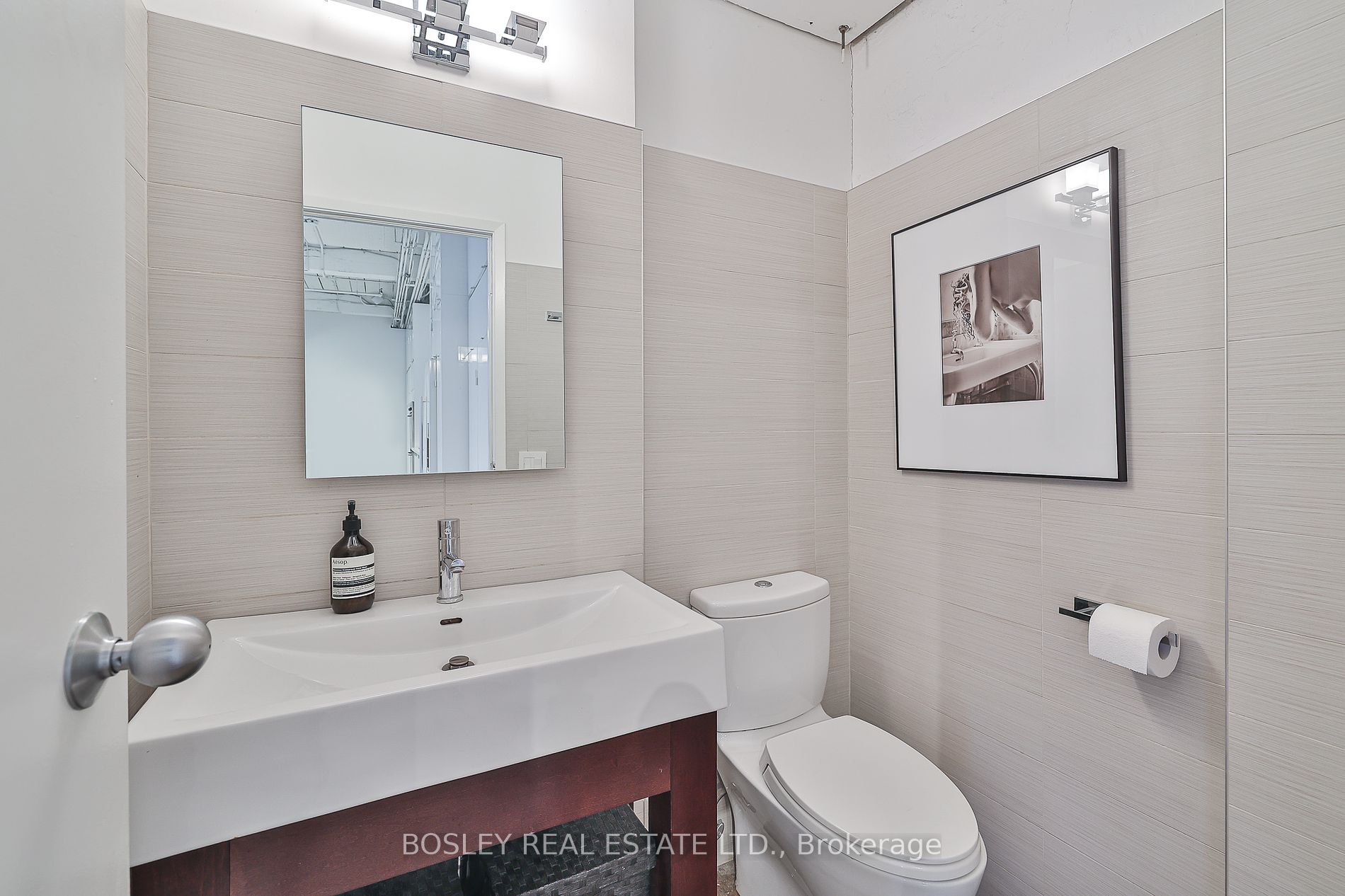 26 Noble St, #2 & 3
