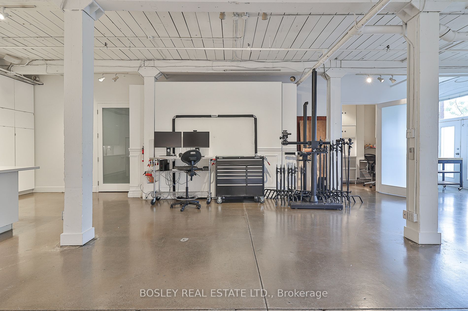 26 Noble St, #2 & 3