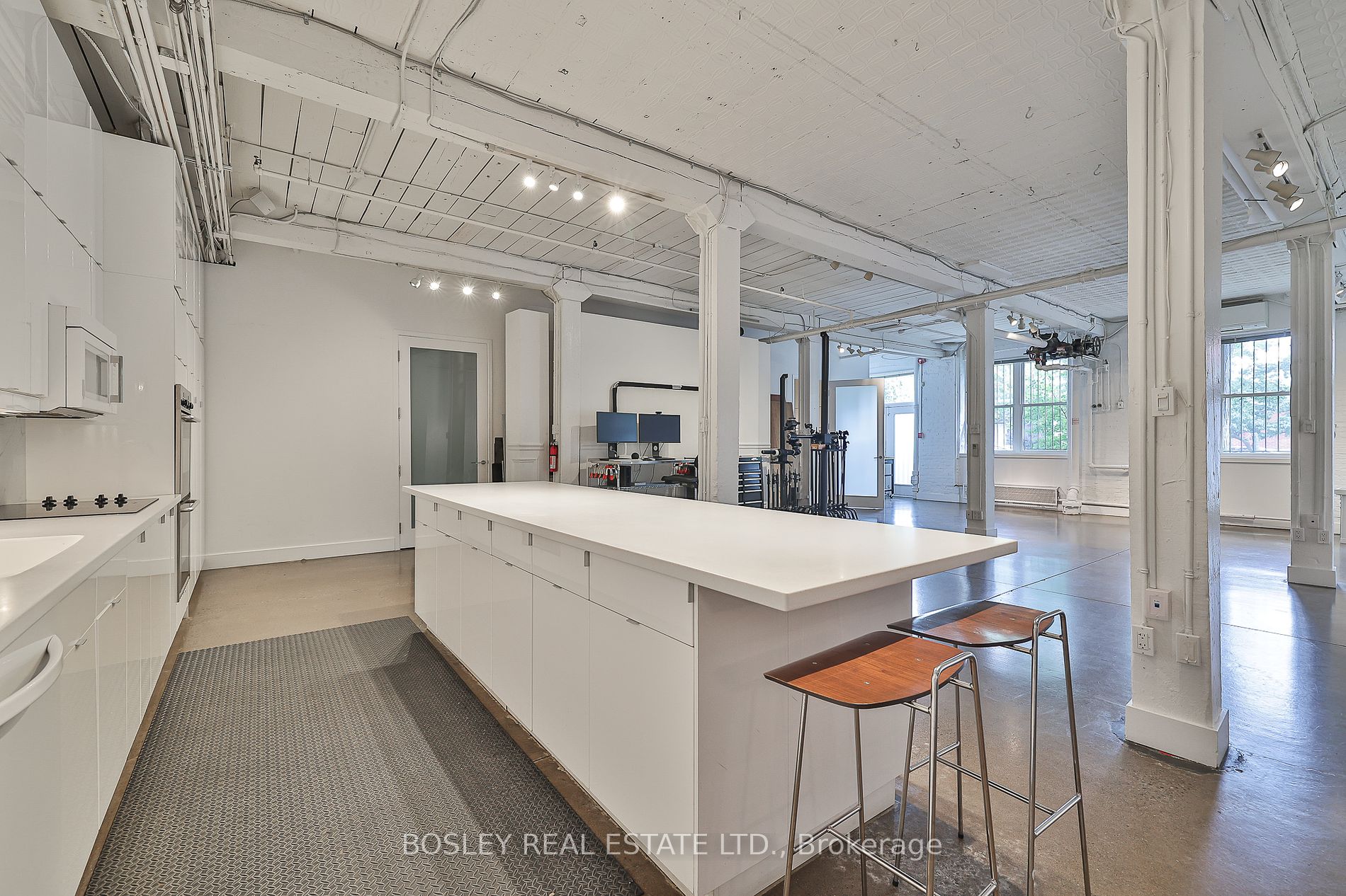 26 Noble St, #2 & 3