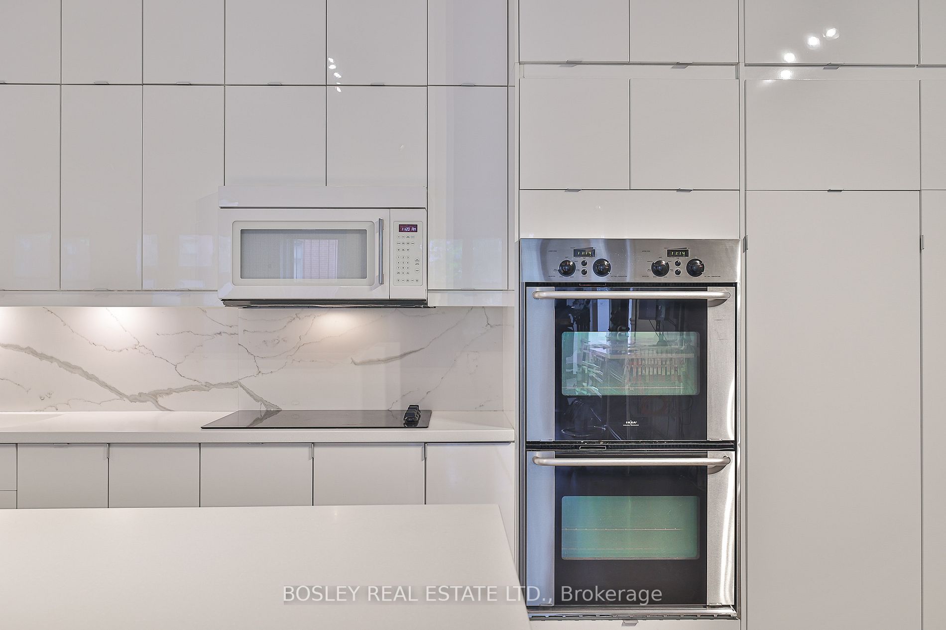 26 Noble St, #3