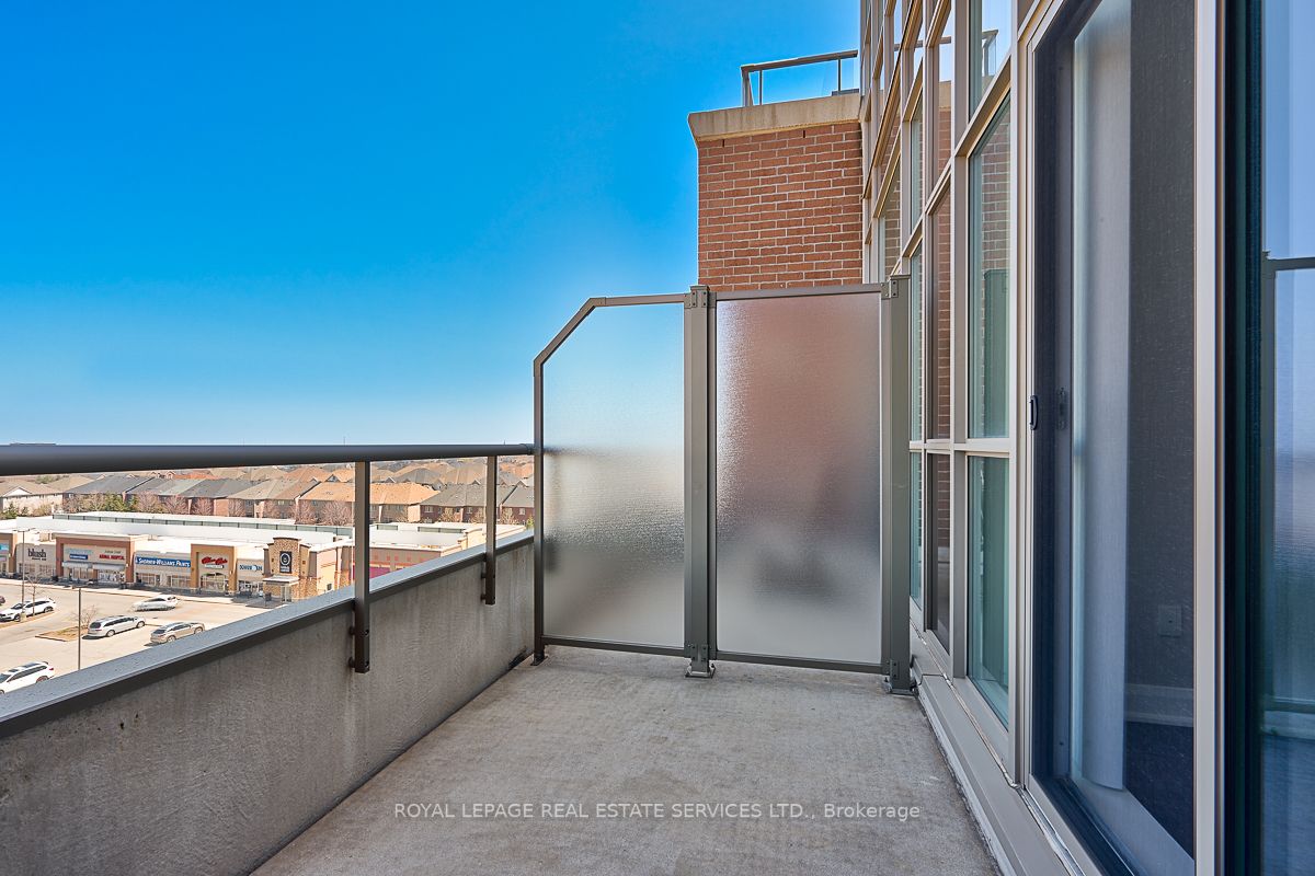 2480 Prince Michael Drive, #725