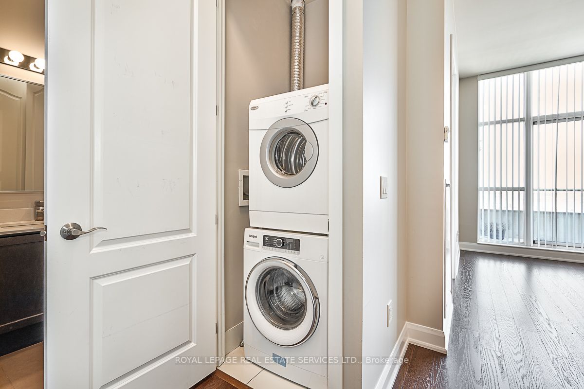 2480 Prince Michael Drive, #725