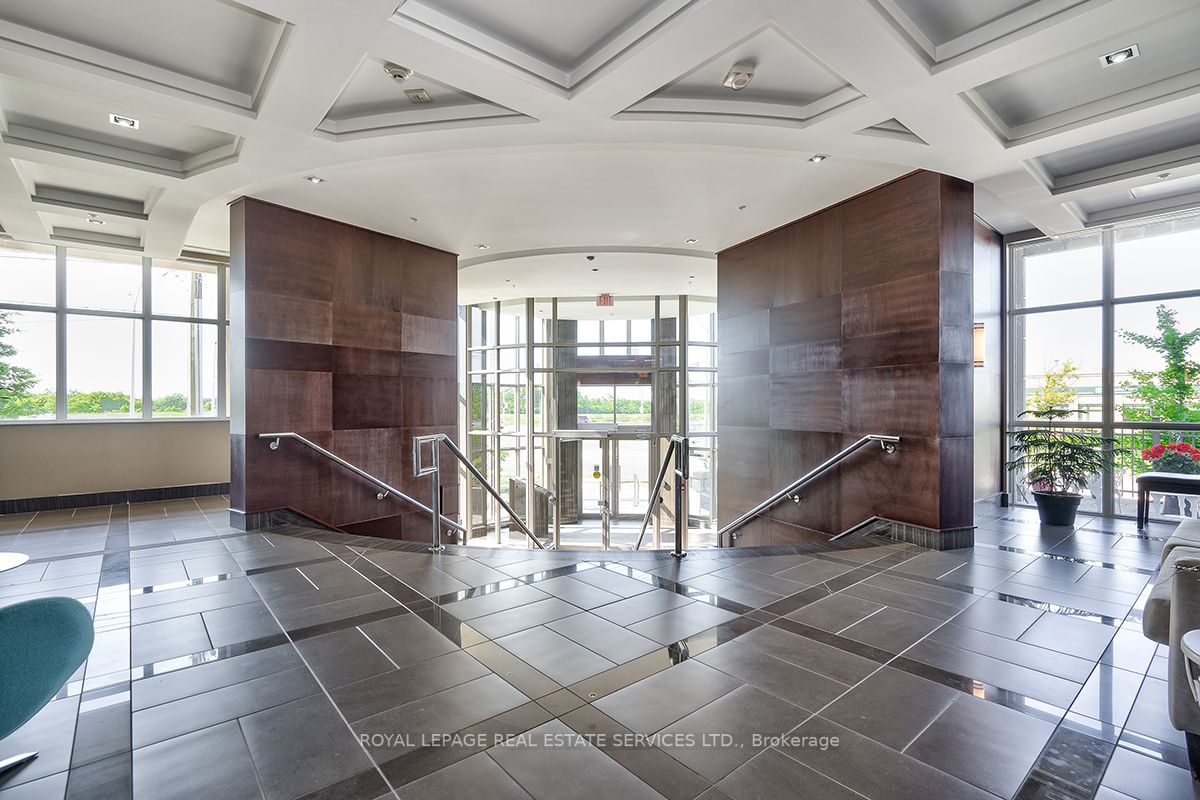 2480 Prince Michael Drive, #725