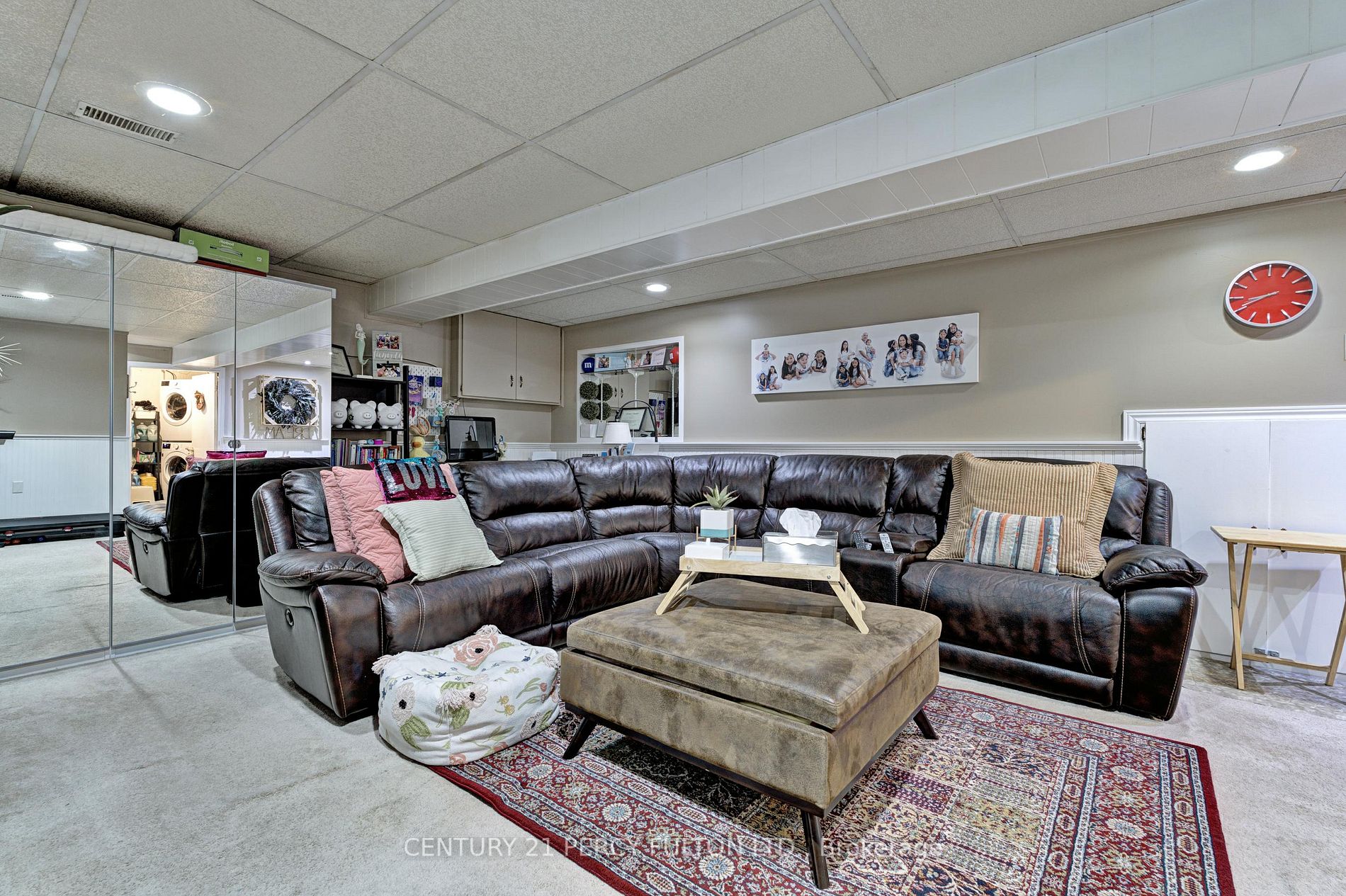 49 Rutherford Rd N
