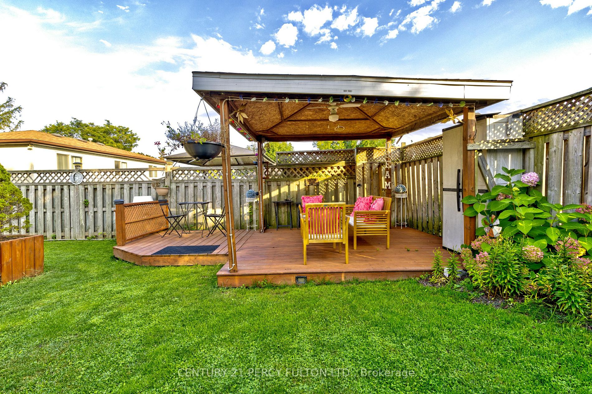 49 Rutherford Rd N