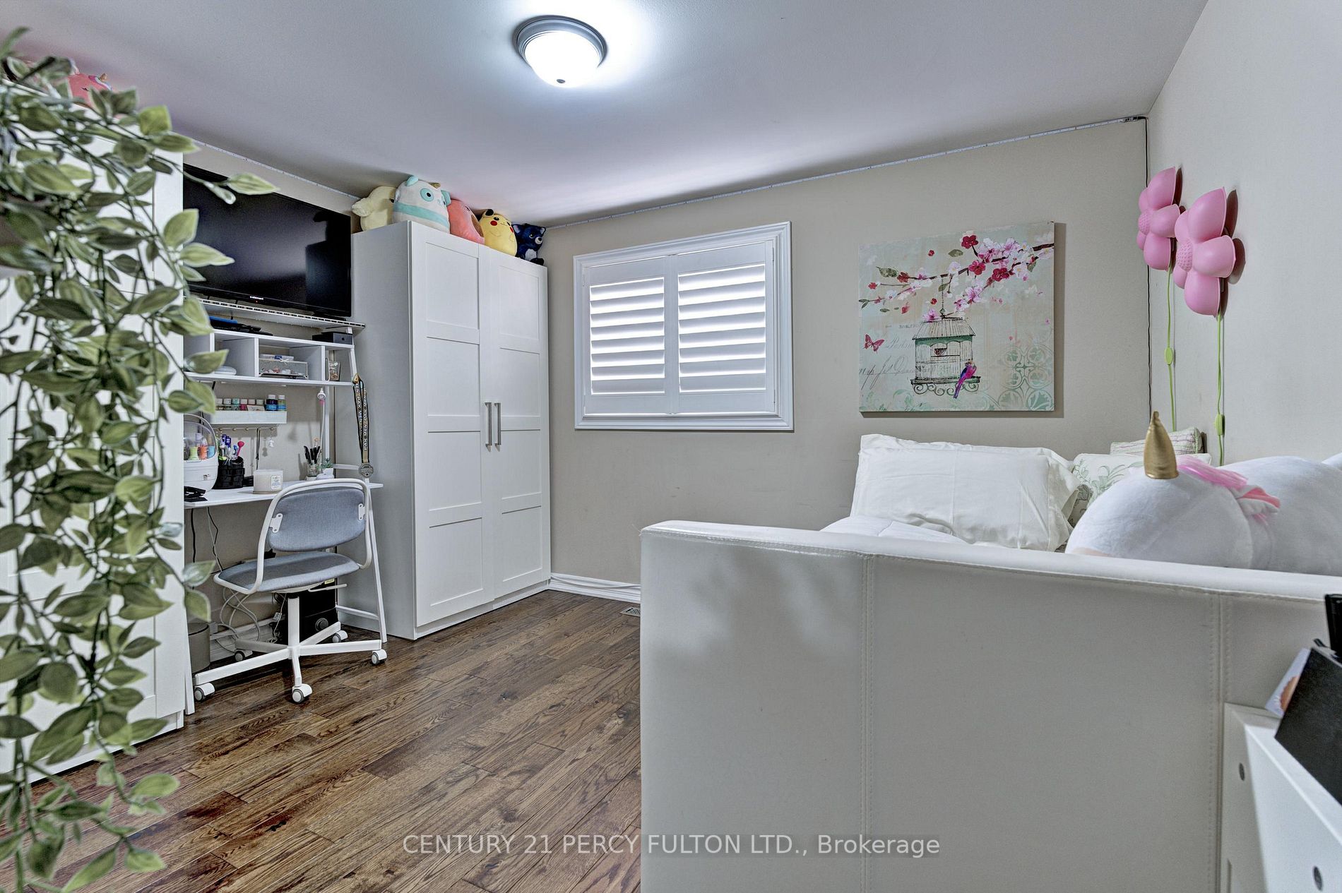 49 Rutherford Rd N
