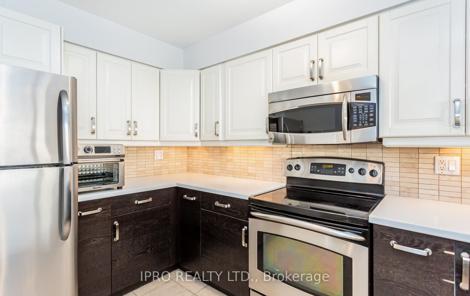 50 Eglinton Ave W, #1510