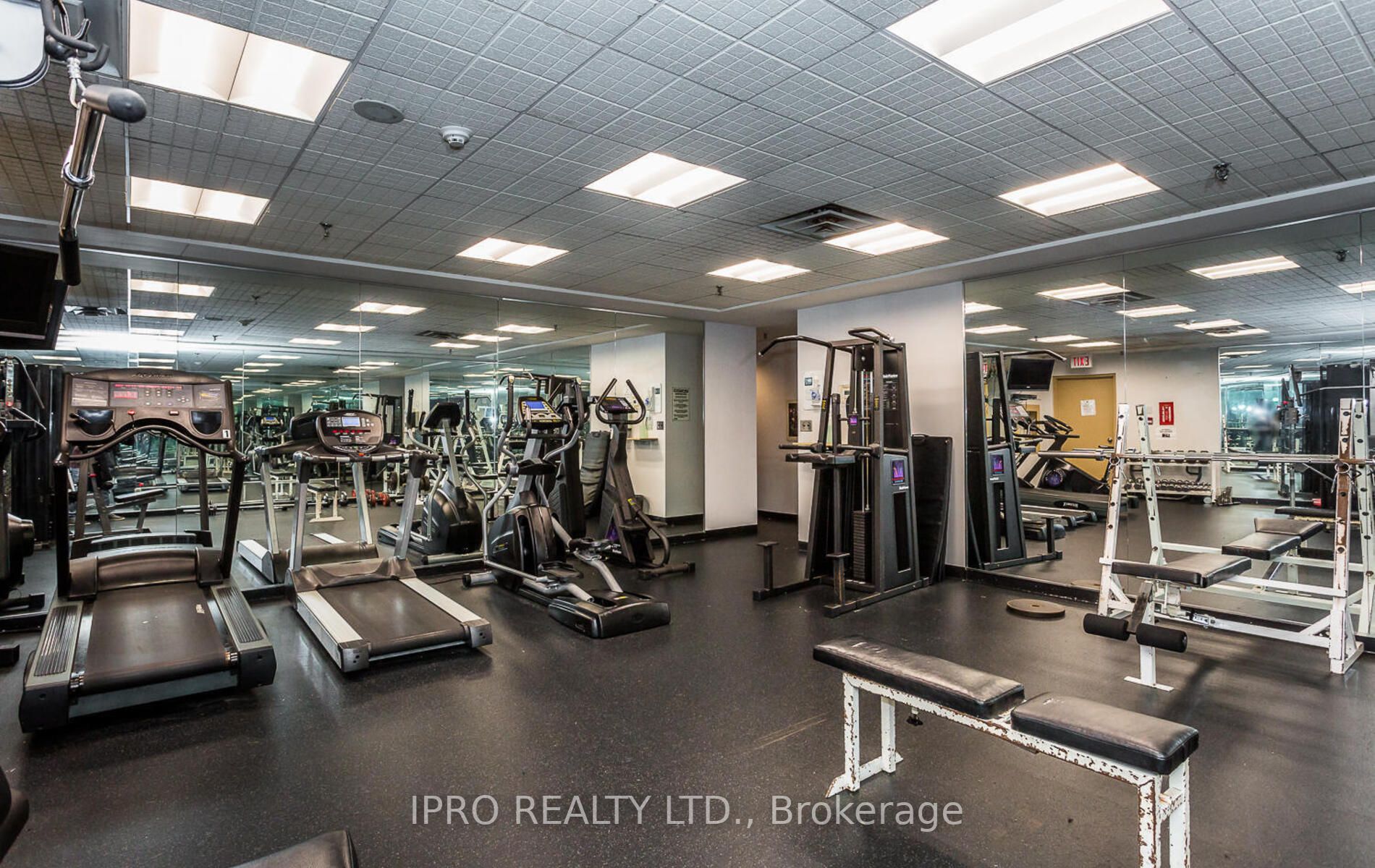 50 Eglinton Ave W, #1510