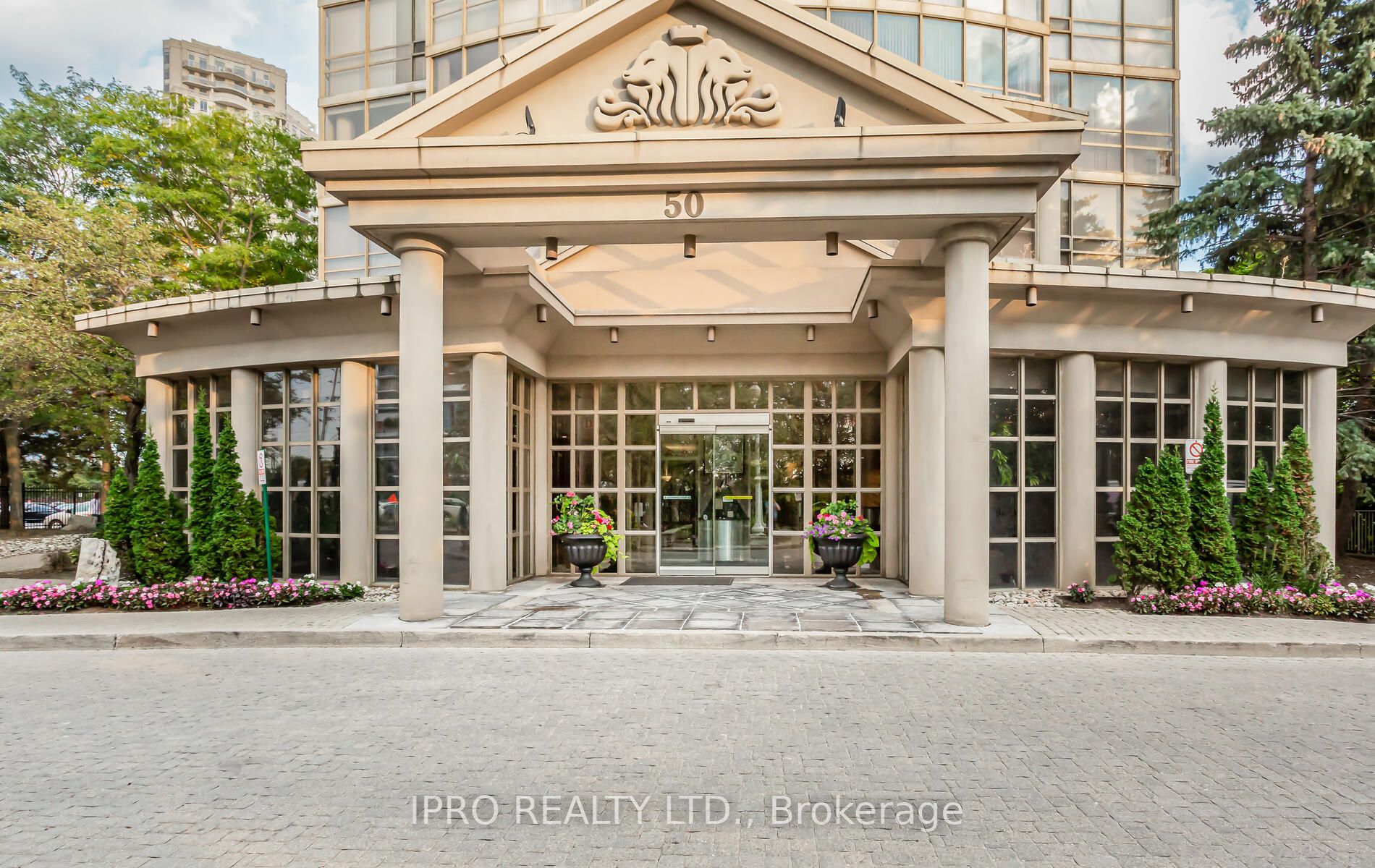 50 Eglinton Ave W, #1510