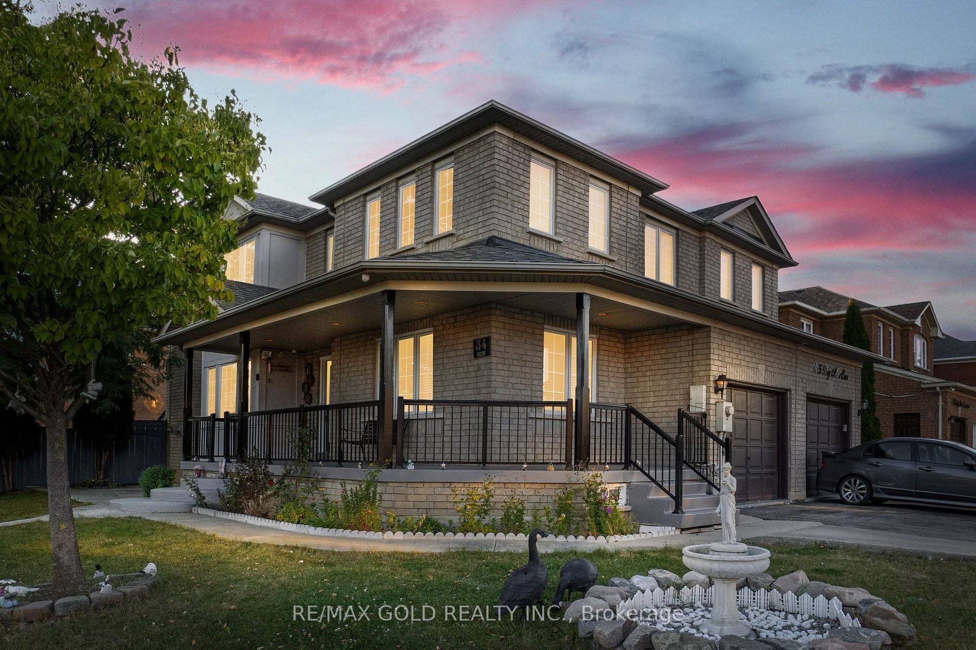 34 Alfredo Ave