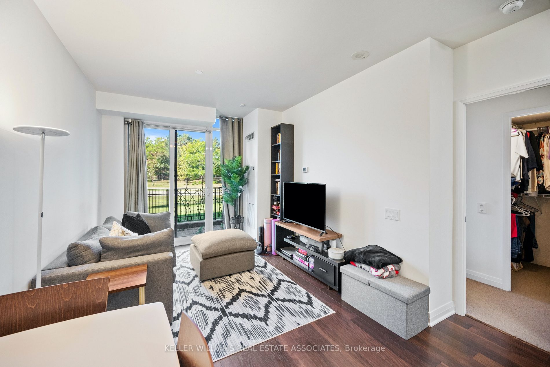 1 Valhalla Inn Rd, #107