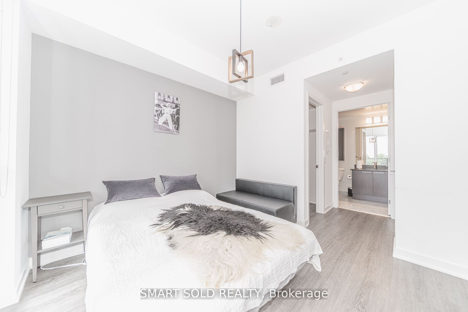 10 Parklawn Road, #427