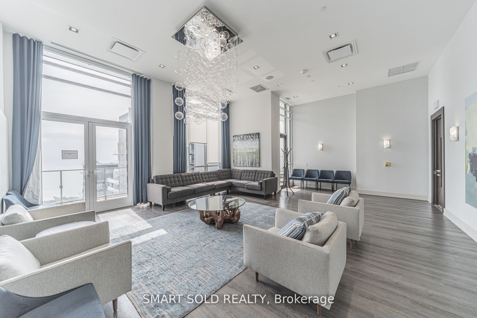 10 Parklawn Road, #427