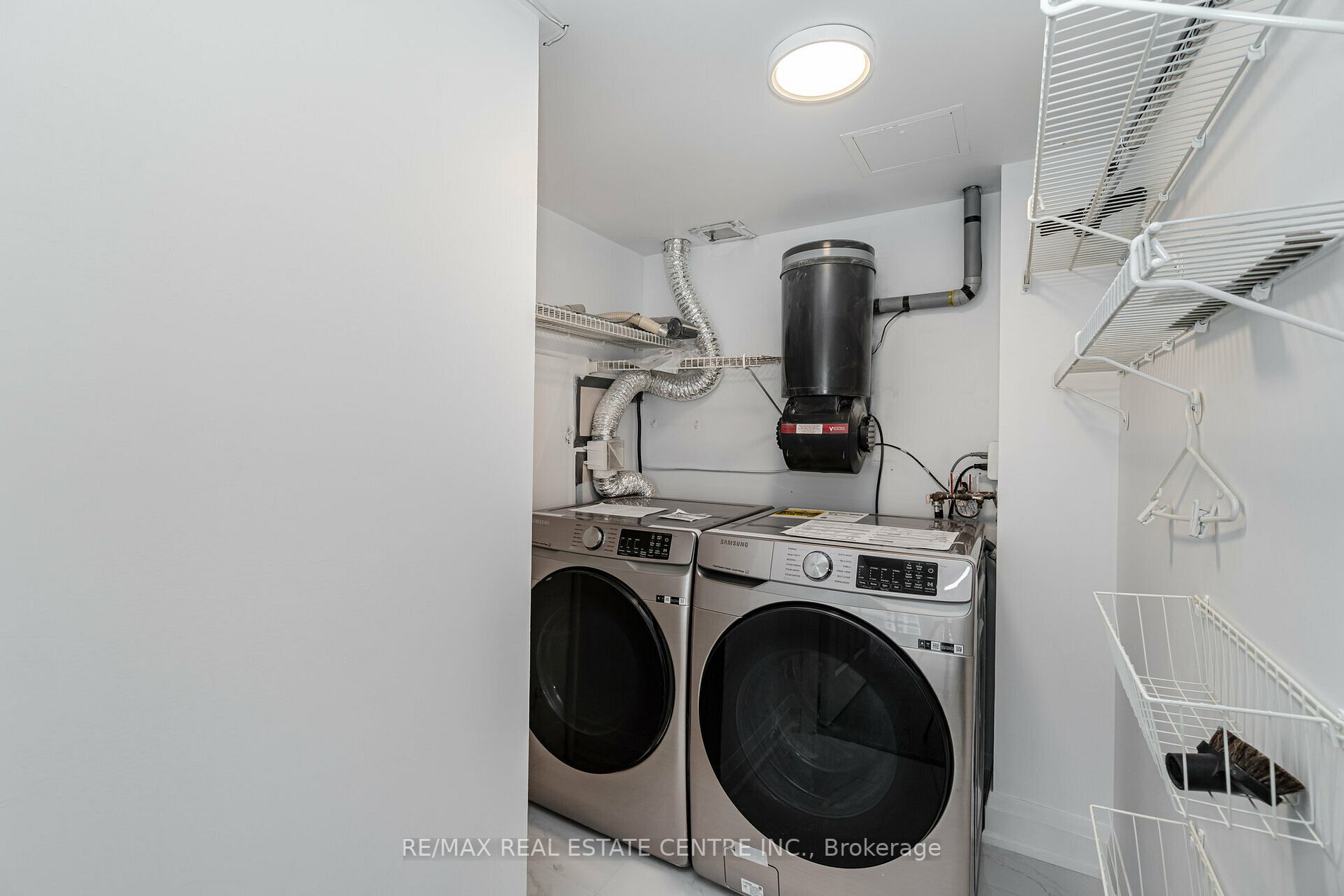 45 Kingsbridge Garden Circ, #1504