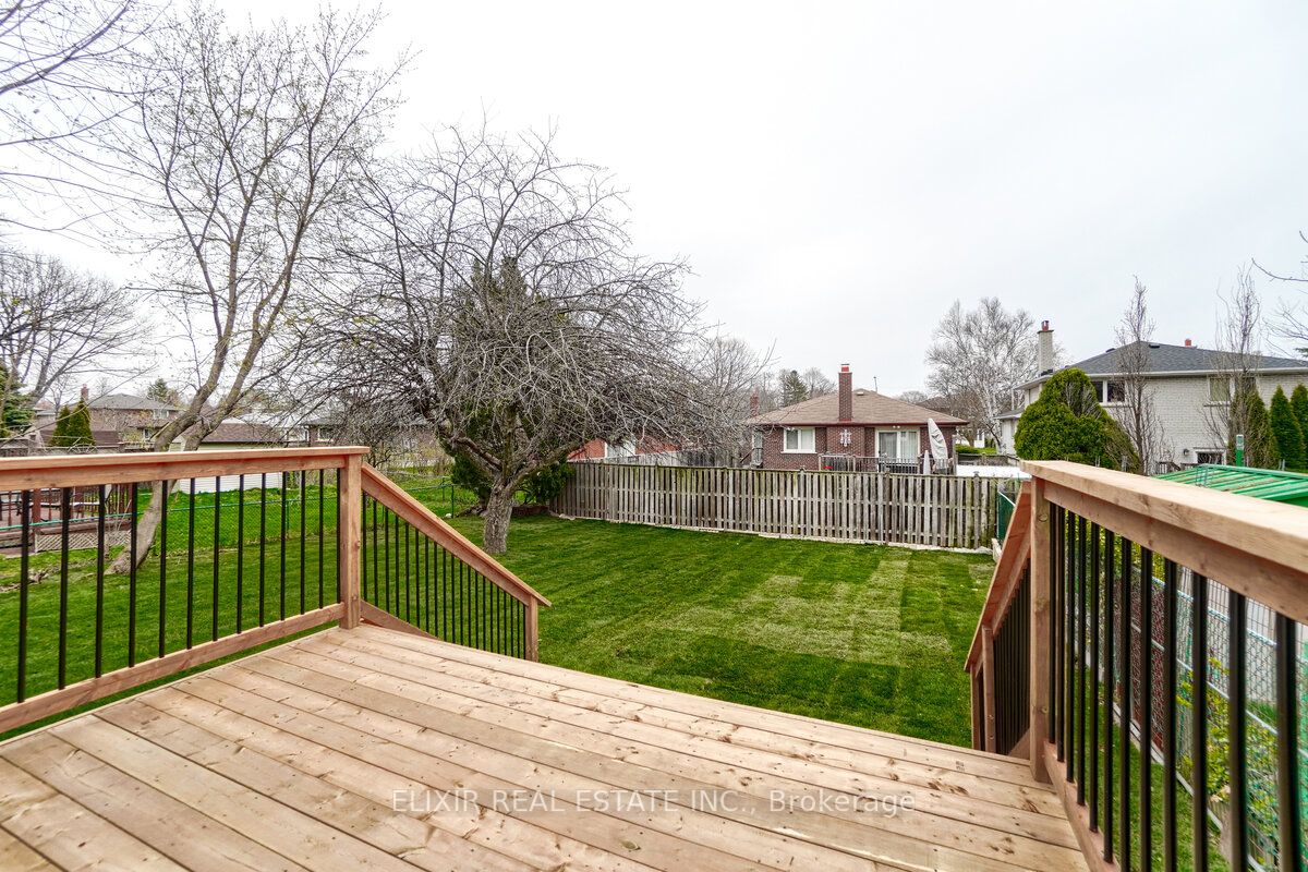 432 Valleyfield Dr