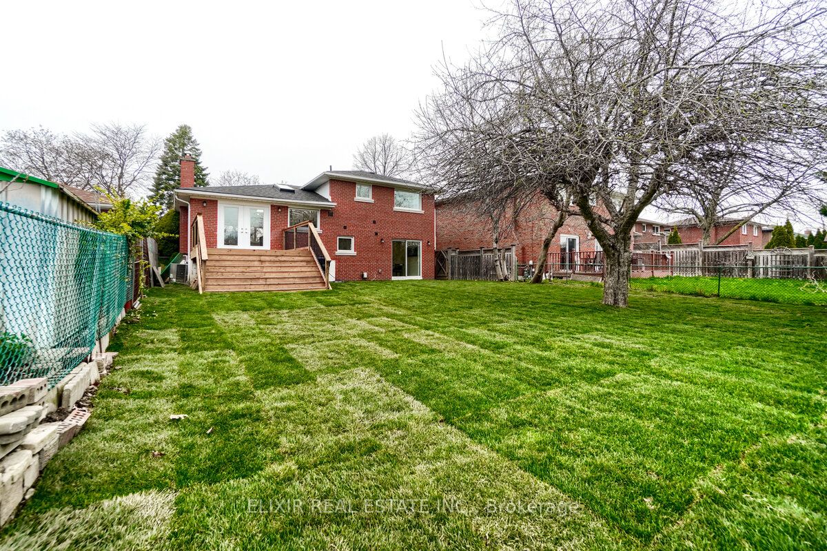 432 Valleyfield Dr