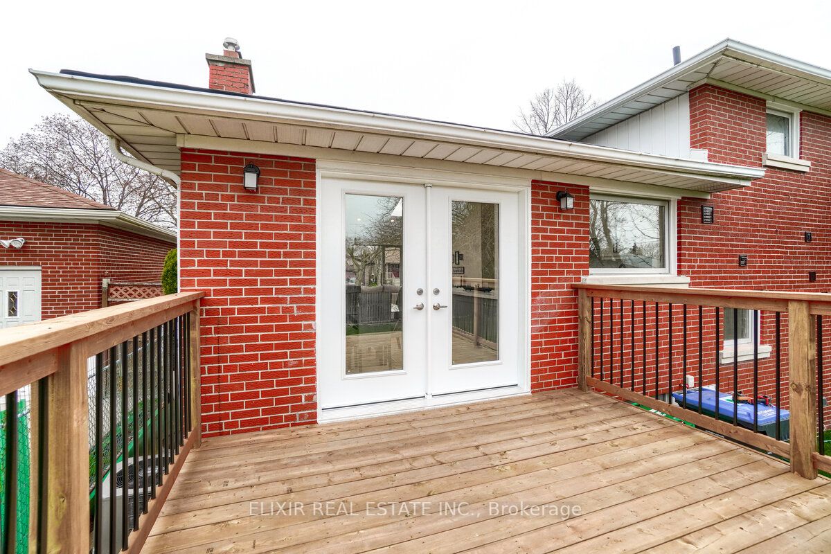 432 Valleyfield Dr