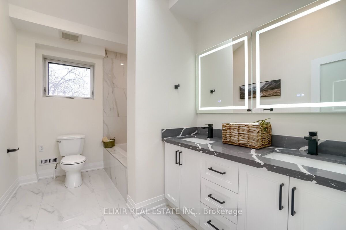 432 Valleyfield Dr