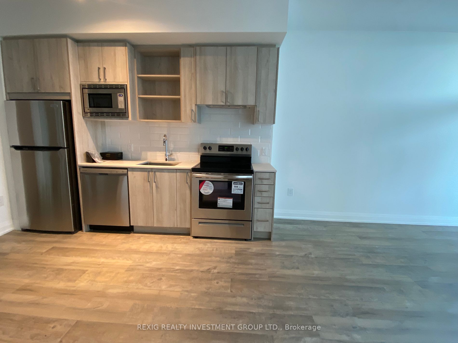 60 George Butchart Drive, #317