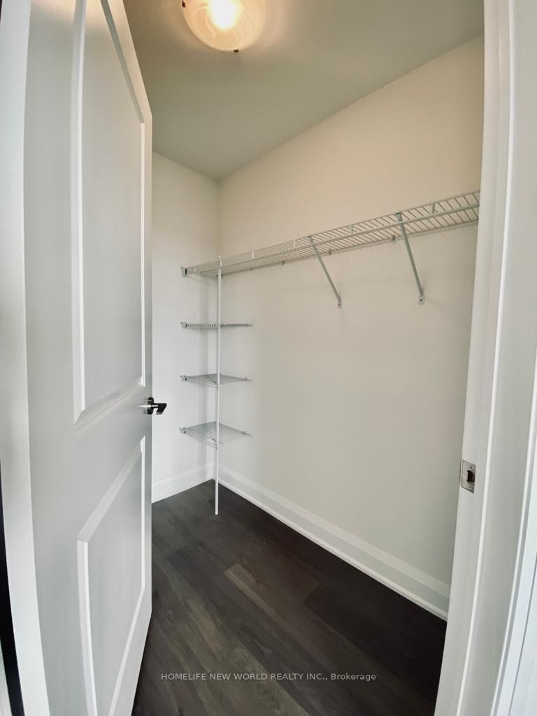 25 Fontenay Crt, #805