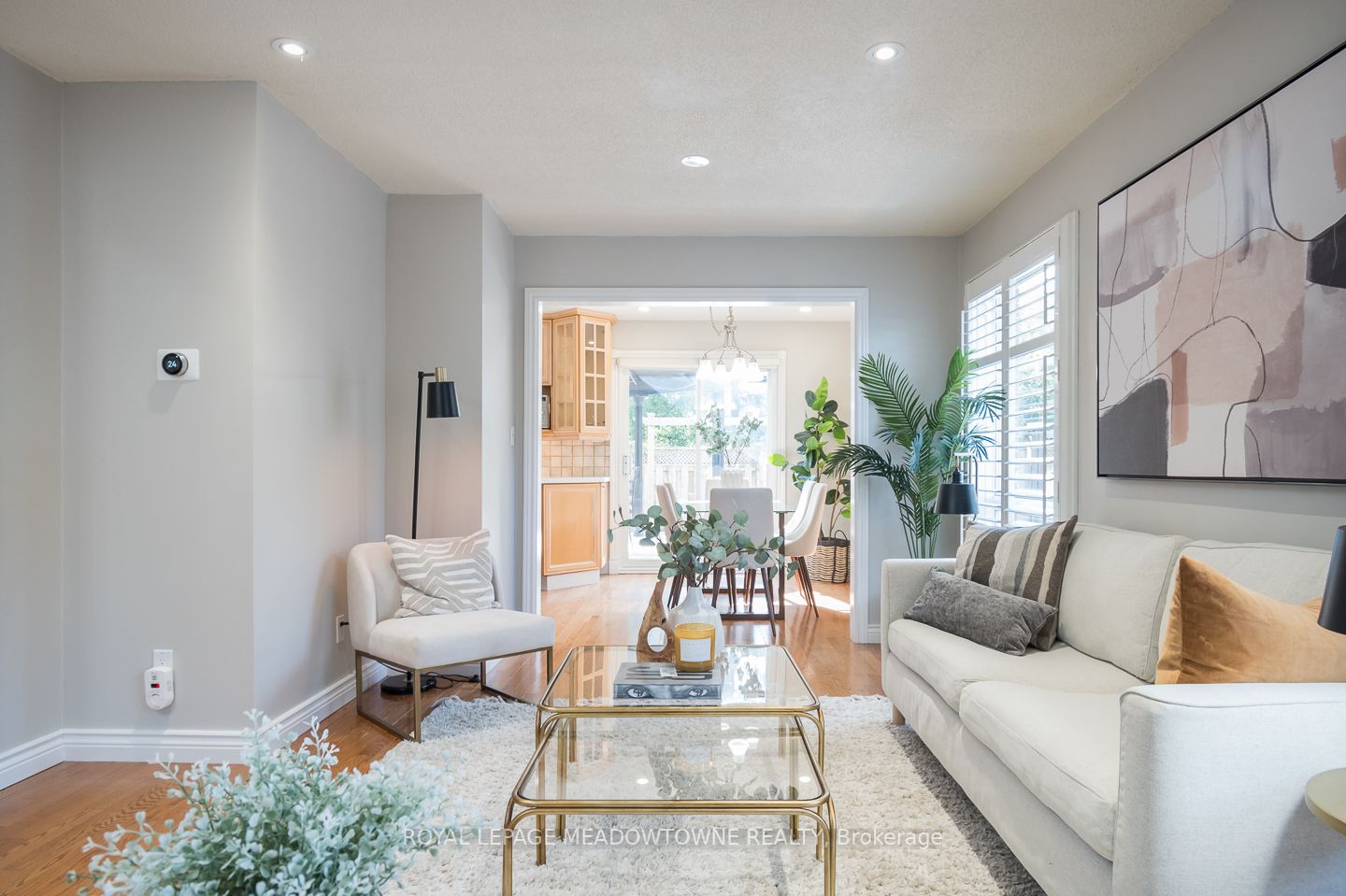 324 Woodlawn Crescent