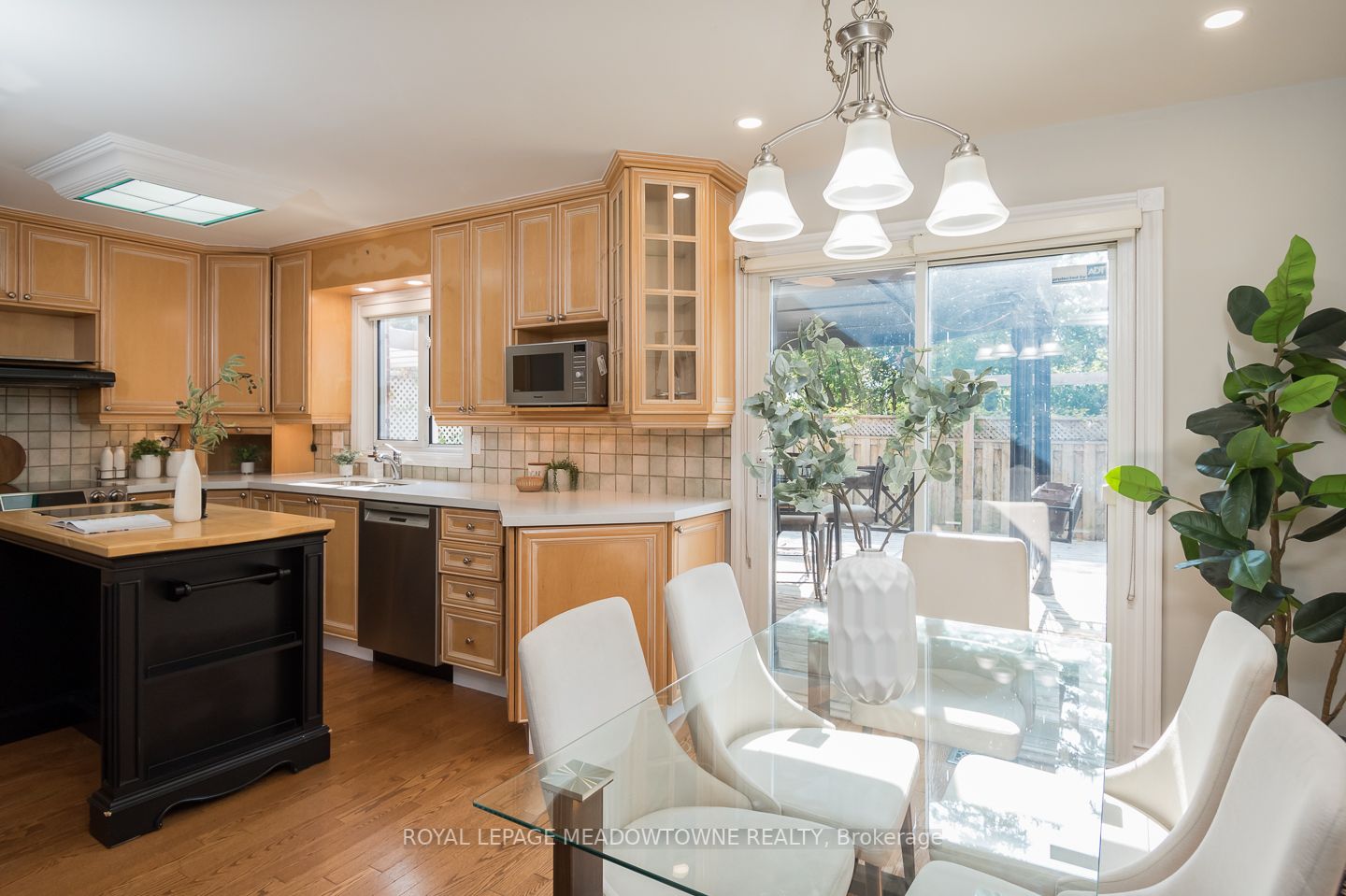 324 Woodlawn Crescent
