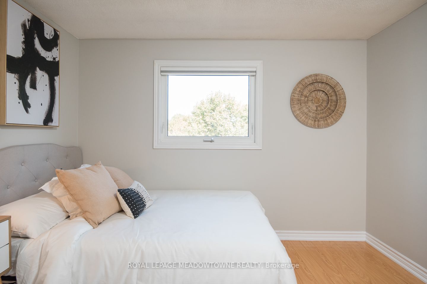 324 Woodlawn Crescent