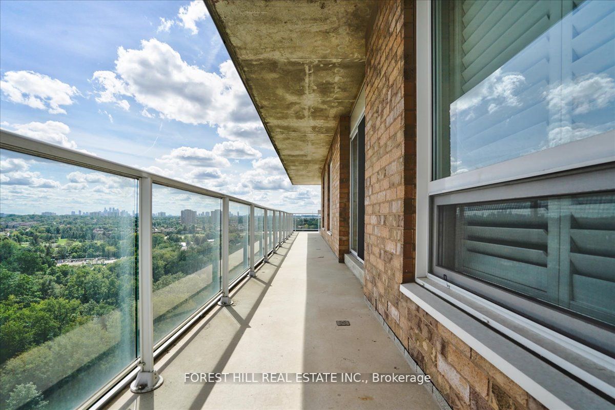 350 Mill Rd, #Ph5