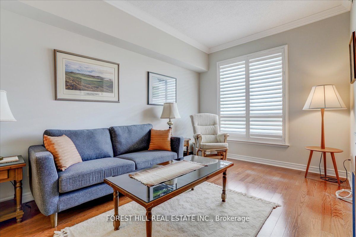 350 Mill Rd, #Ph5