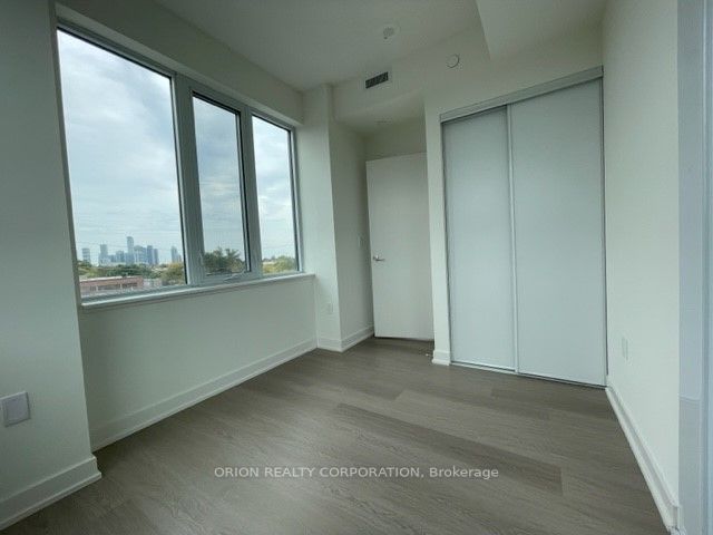 859 The Queensway, #322