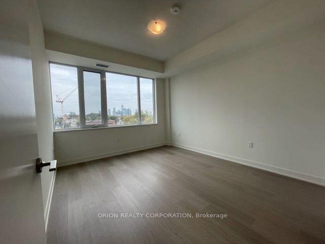 859 The Queensway, #322