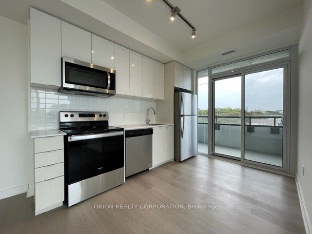 859 The Queensway, #322