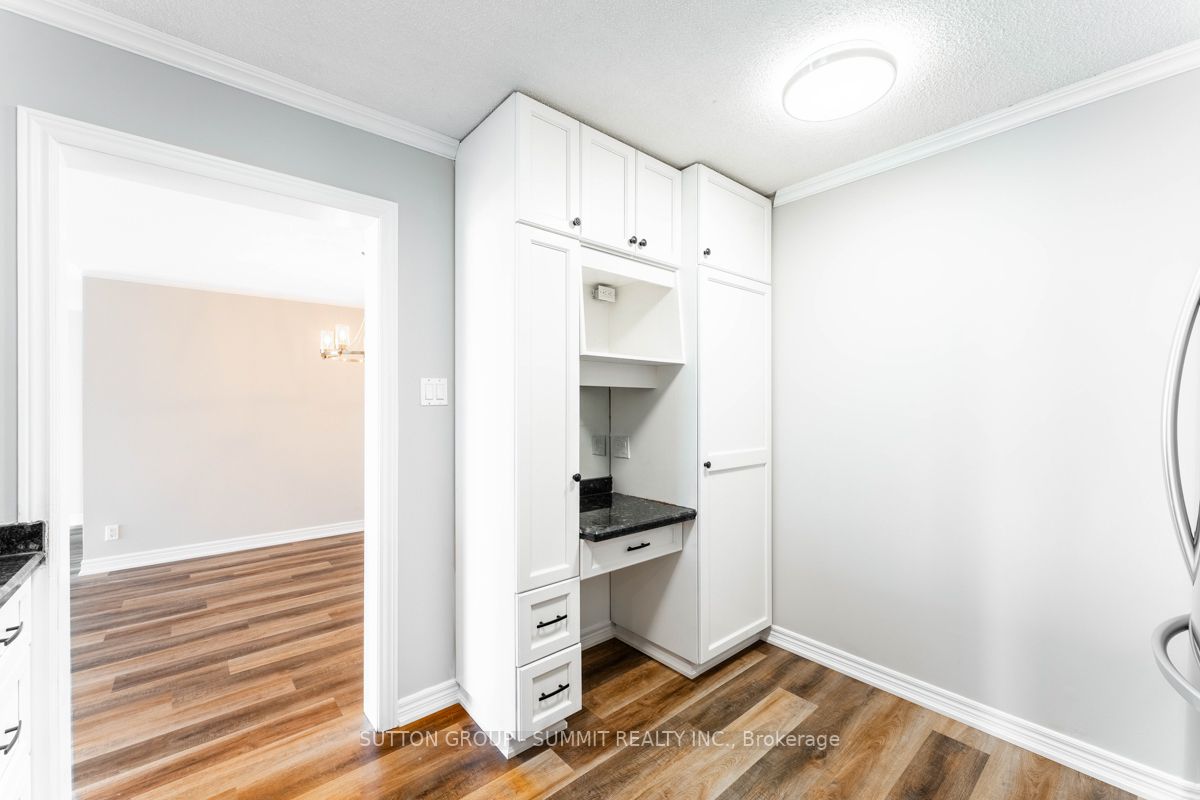 5280 Lakeshore Rd, #505