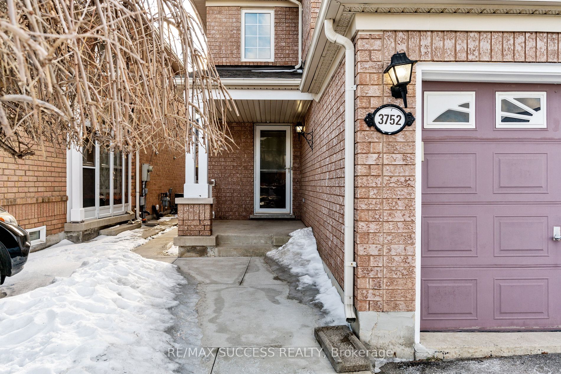 3752 Milkwood Cres