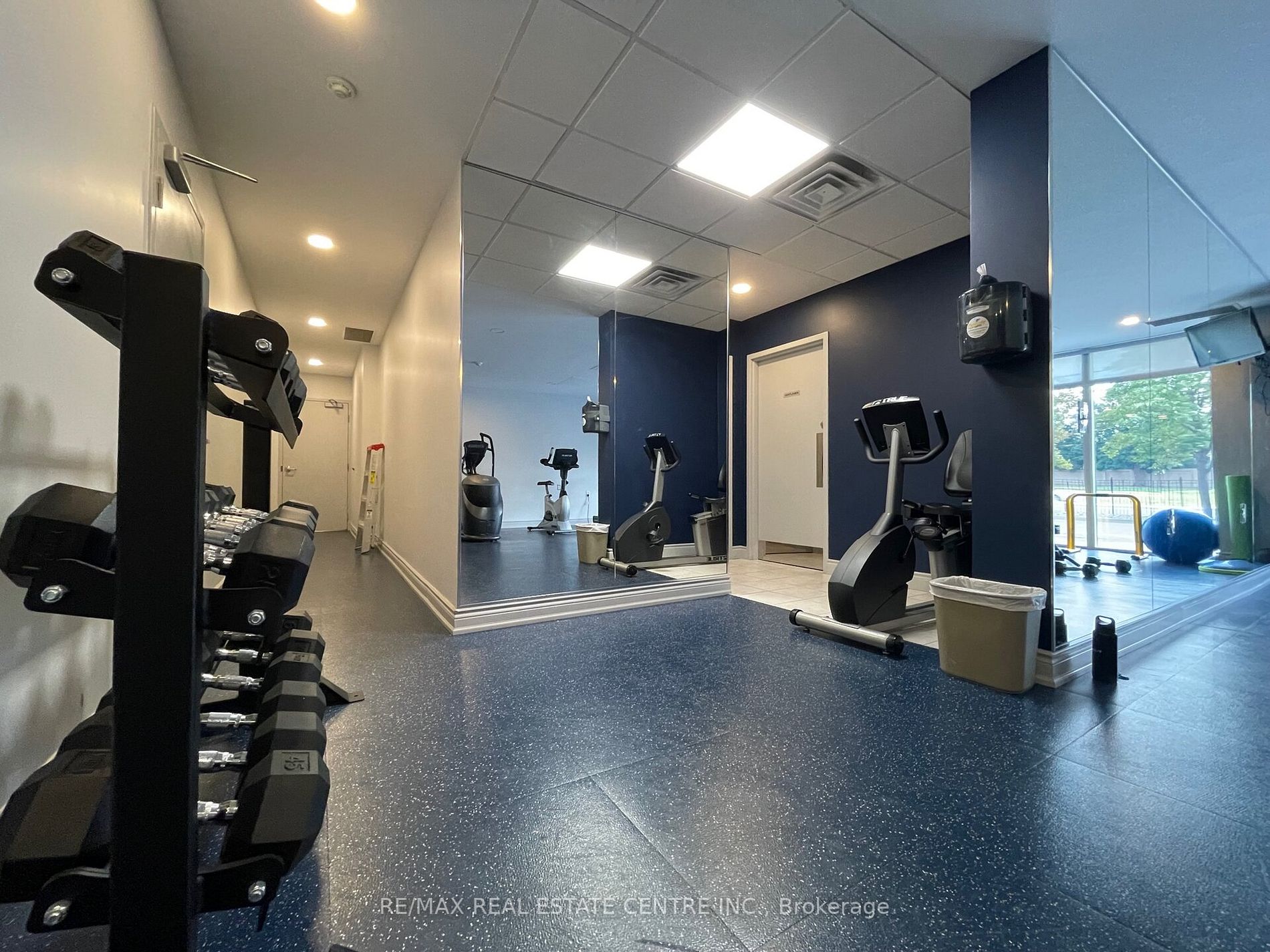 200 Burnhamthorpe Rd E, #1406