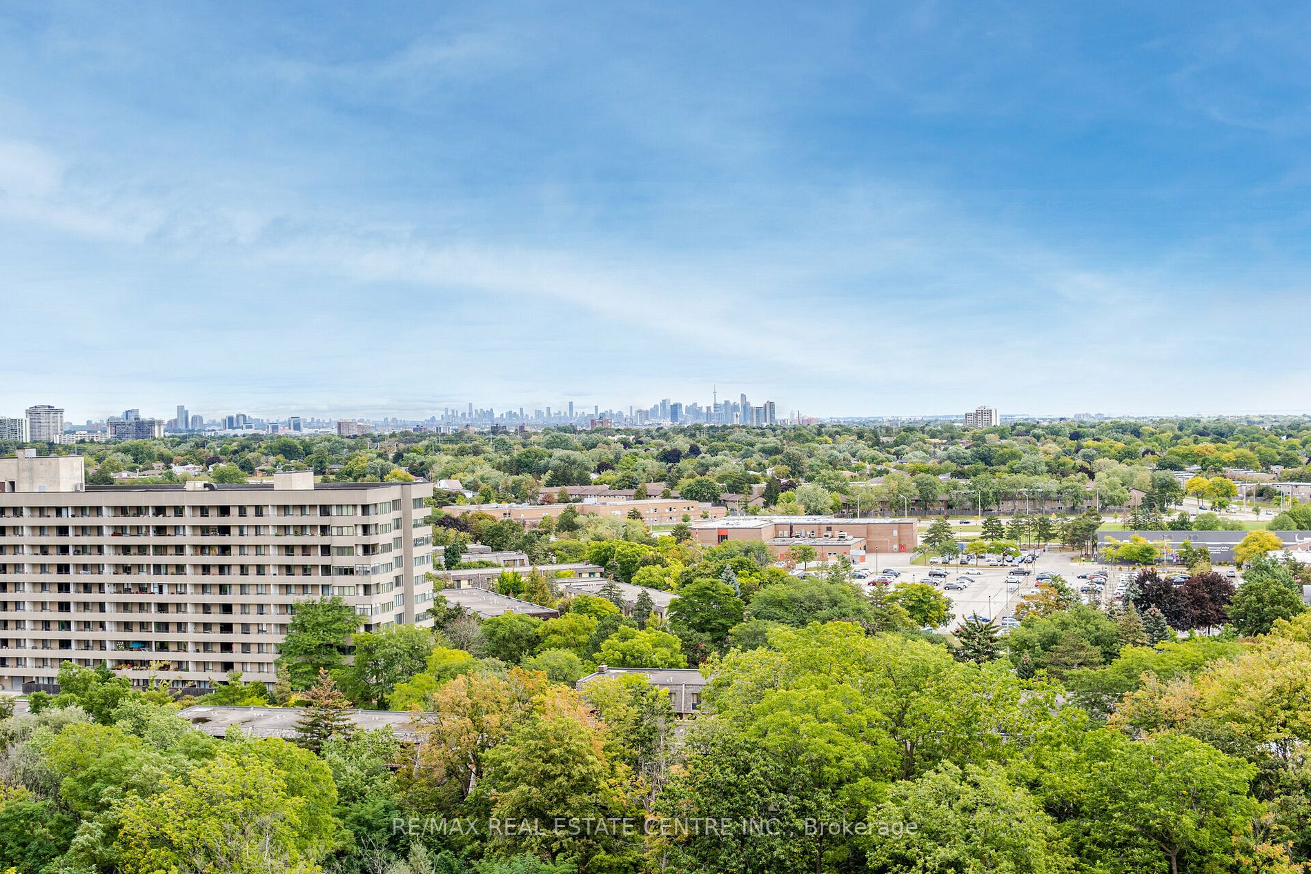 200 Burnhamthorpe Rd E, #1406