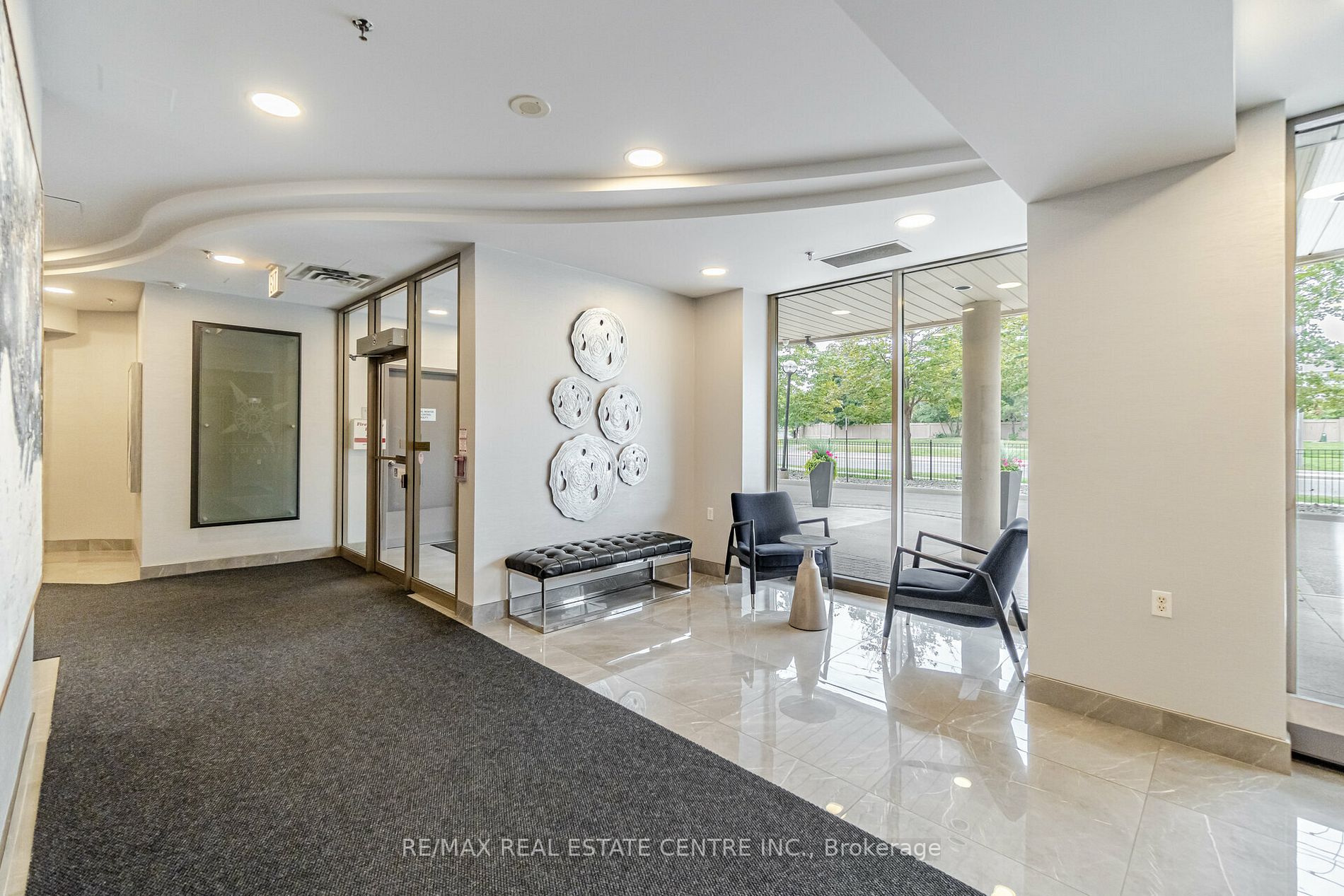 200 Burnhamthorpe Rd E, #1406