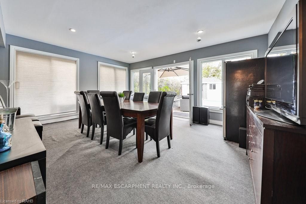 329 Erindale Dr