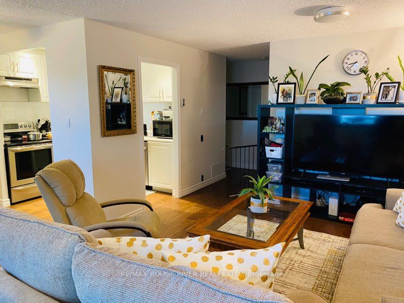 11 Four Winds Dr, #16