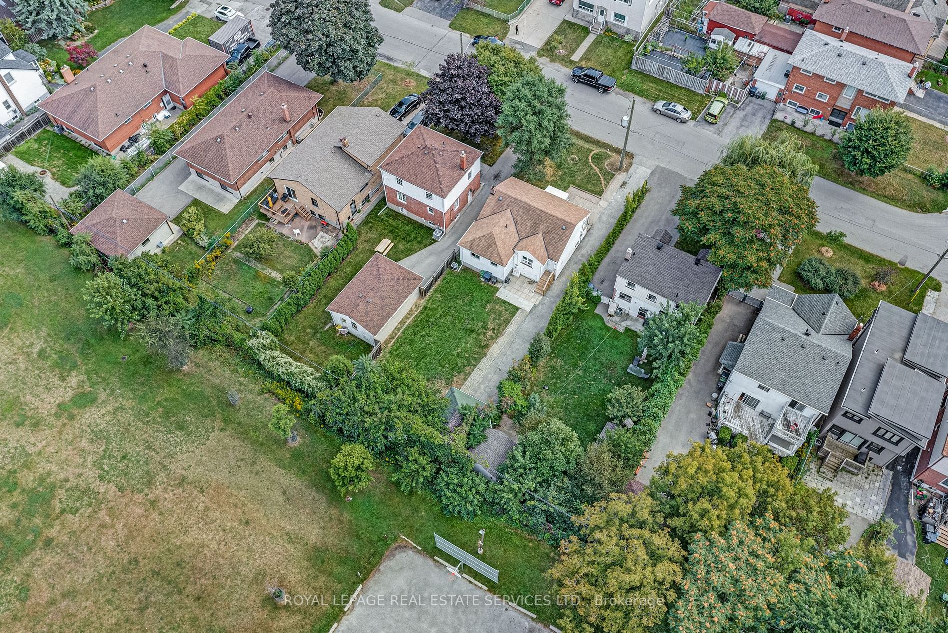 98 Delroy Dr