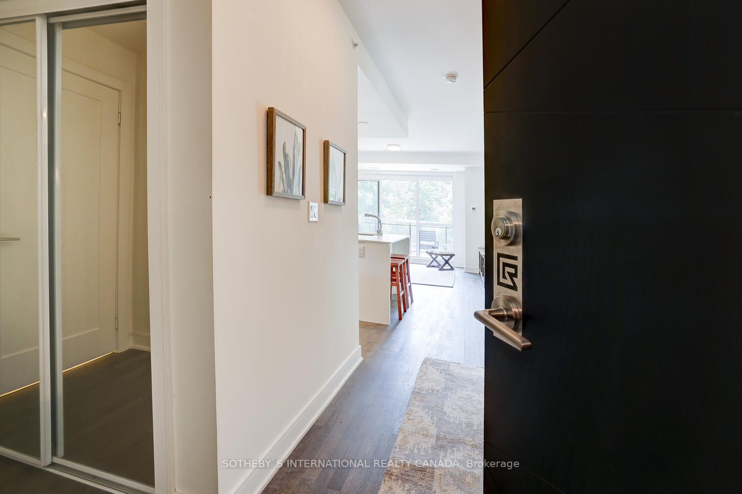 1575 Lakeshore Rd W, #307