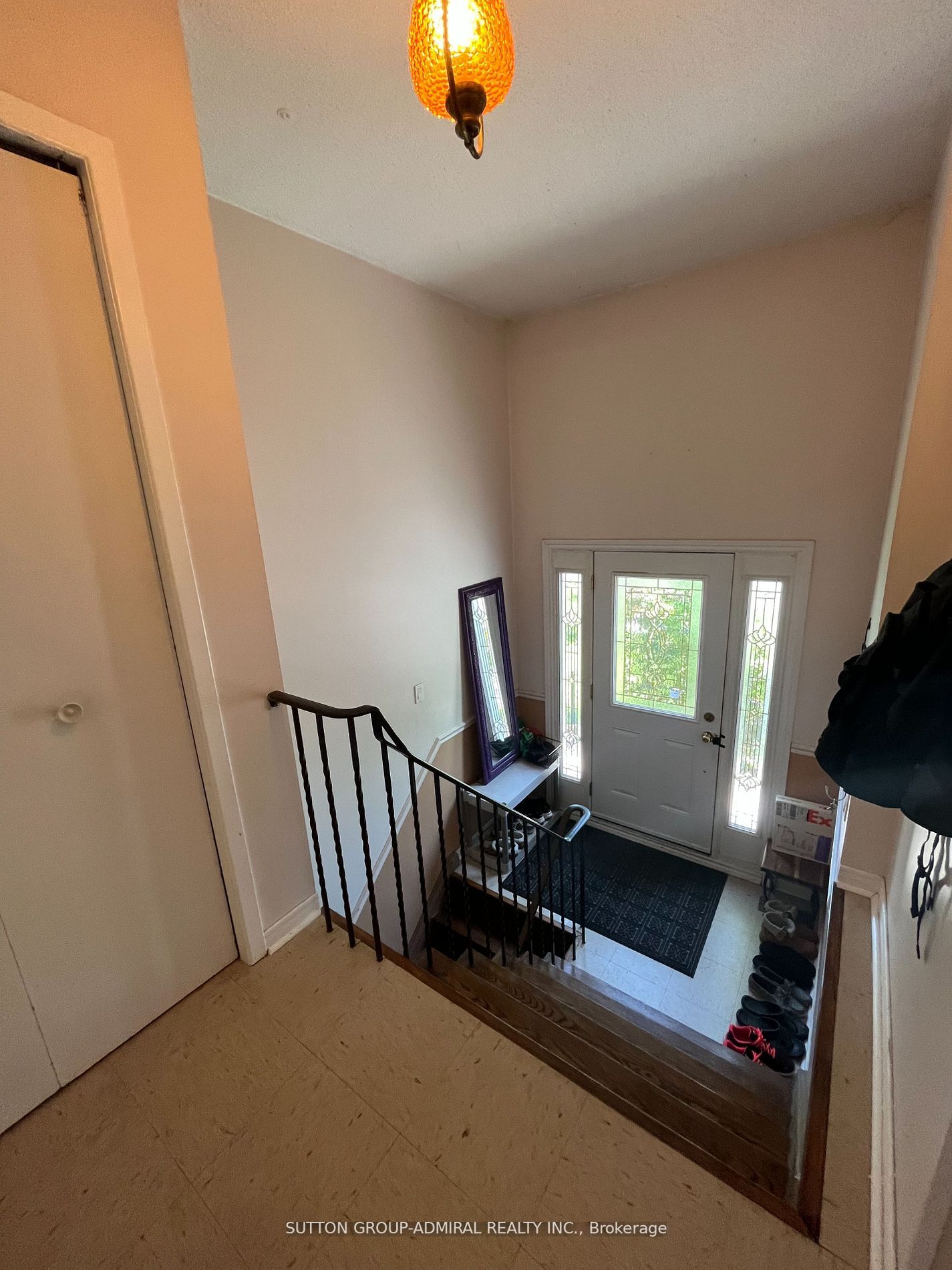 2661 Hortense Rd