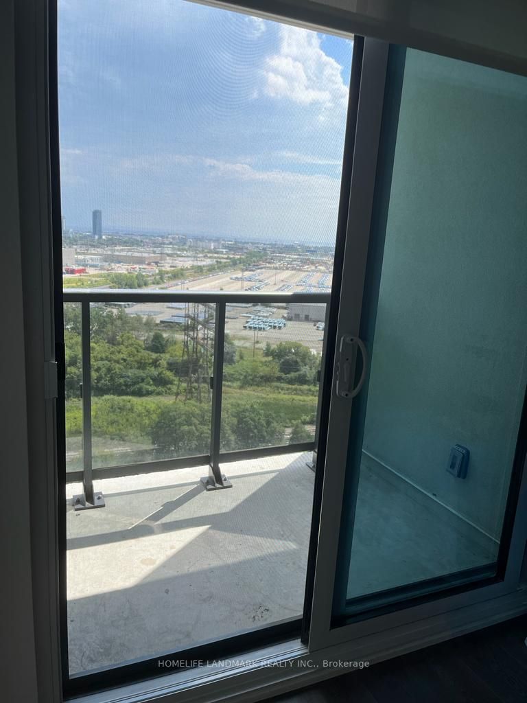 30 Samuel Wood Way, #1609